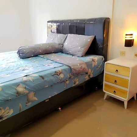 Homestay Omah Putih Bantul Eksteriør billede